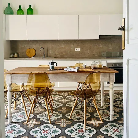 Designer * Lecce